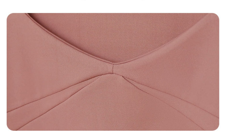 Seamless Long Sleeve Athletic Crop Top for Running and Yoga Workouts